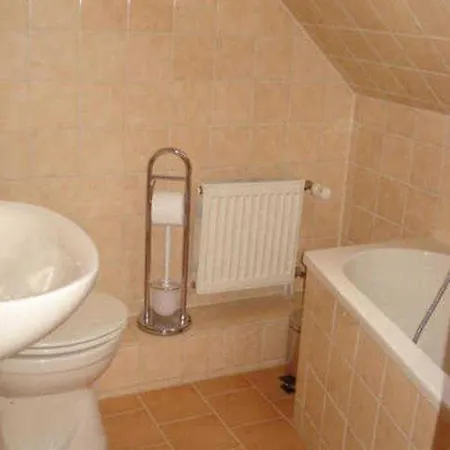 Appartement Birke 19 Mit 2 Baedern Graal-Mueritz